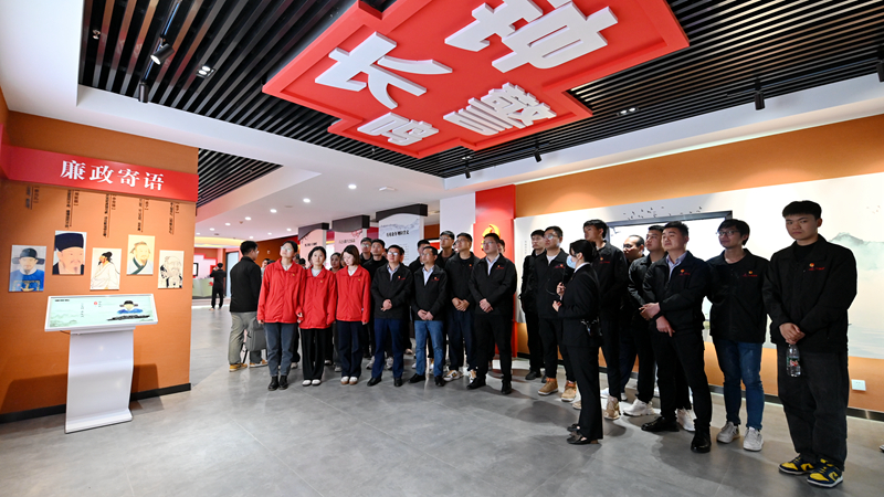 香蕉久久av一区二区三区