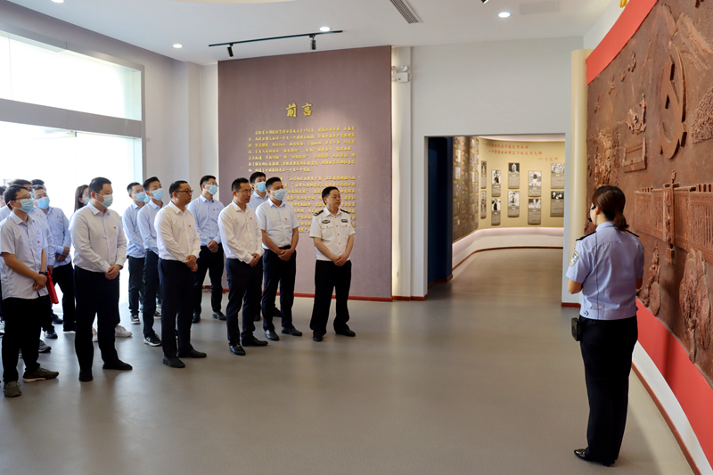 香蕉久久av一区二区三区