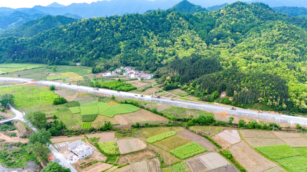 香蕉久久av一区二区三区