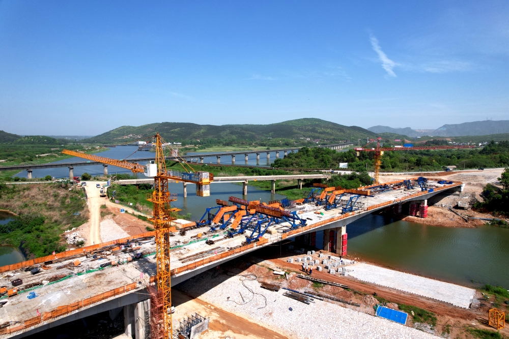 香蕉久久av一区二区三区