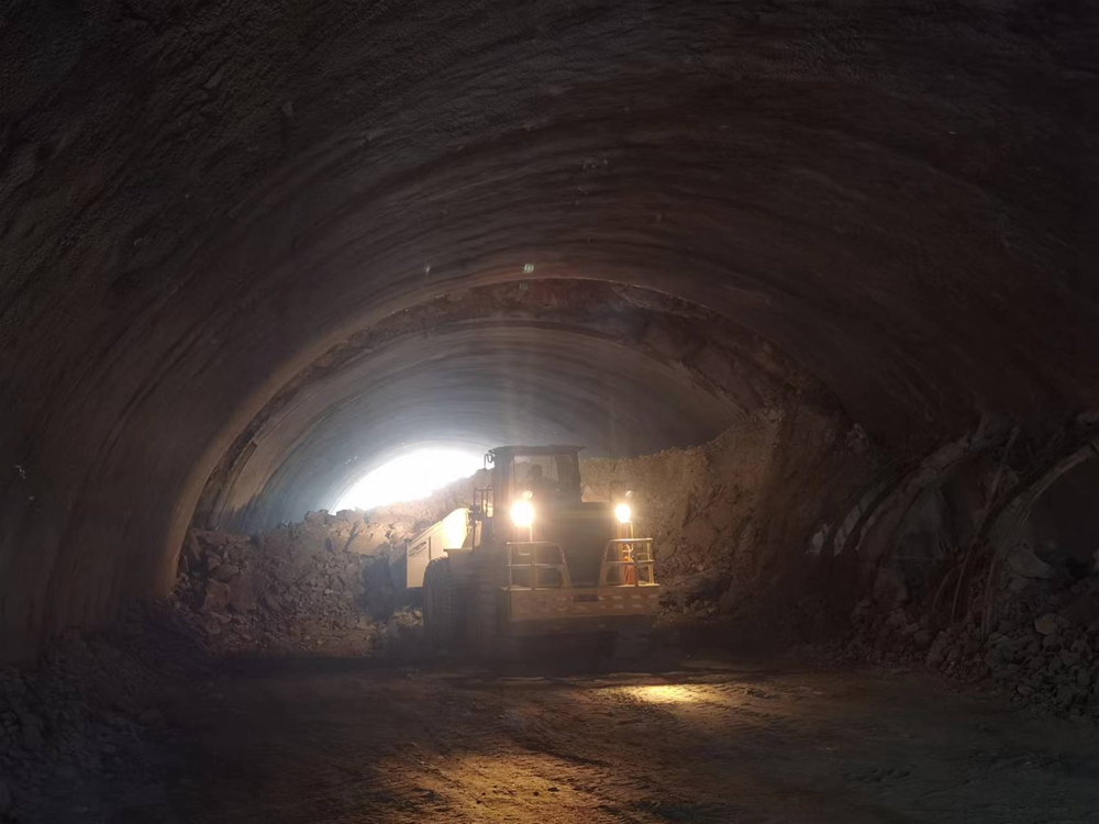 香蕉久久av一区二区三区