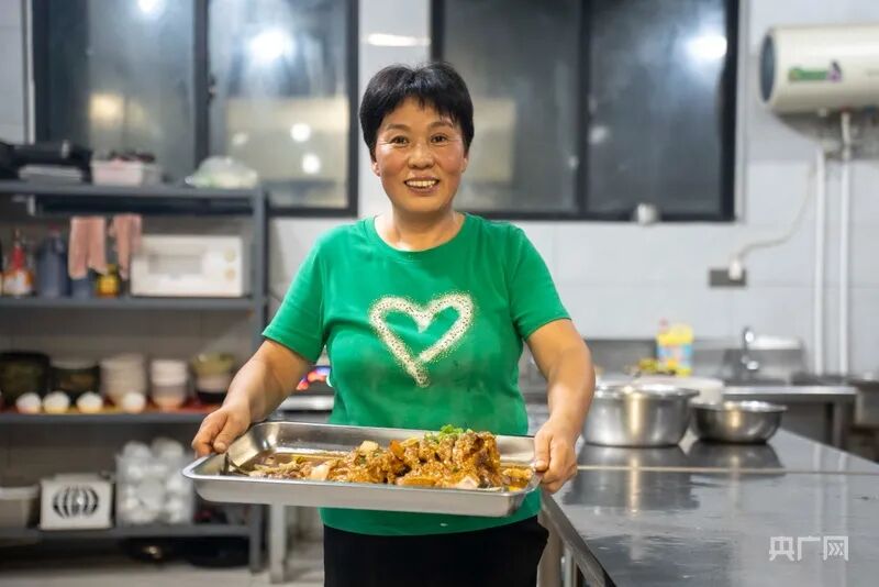 香蕉久久av一区二区三区