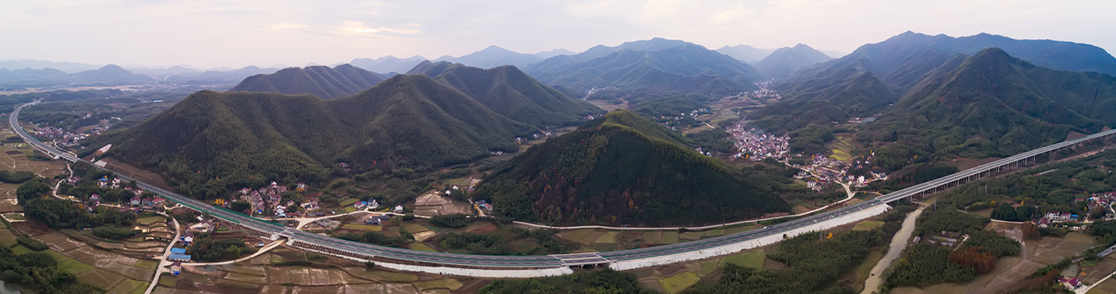香蕉久久av一区二区三区